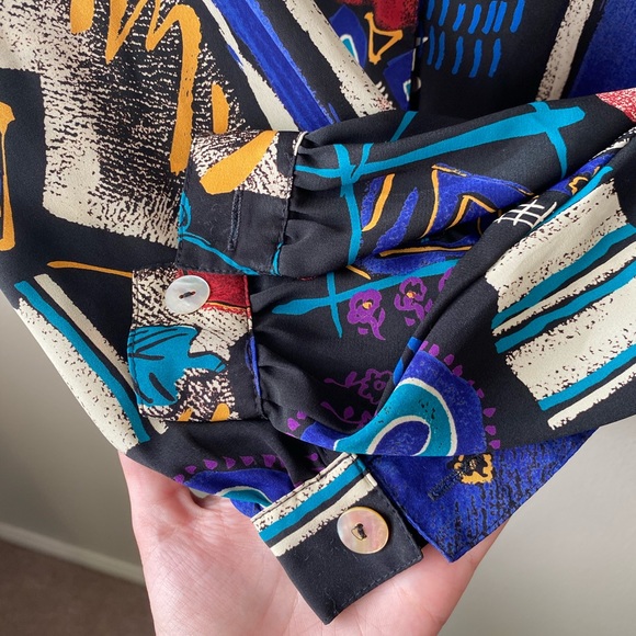 Abstract Silky Button Down Blouse VINTAGE - Picture 4 of 9